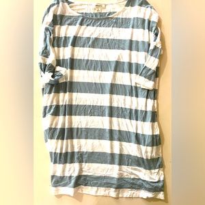 Brand: ZENANA (boutique) can be worn as a dress or a top.